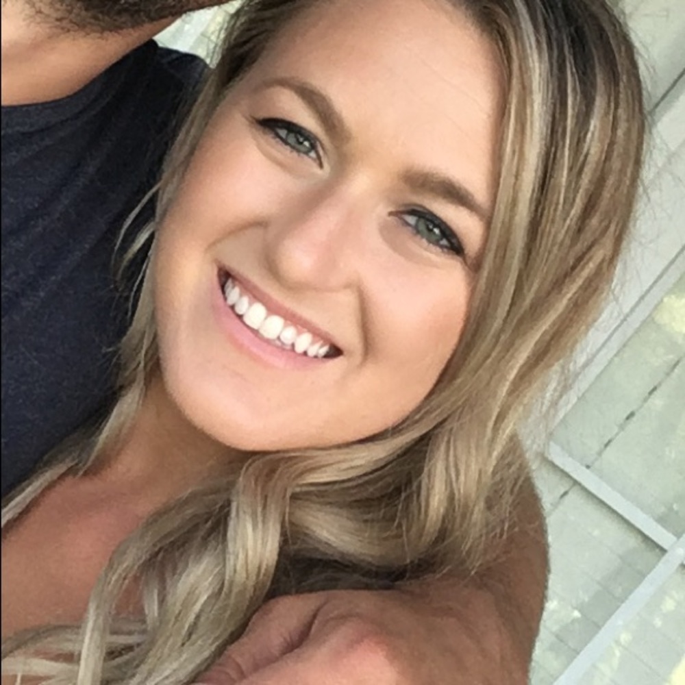 Meet your Posher, Kelly